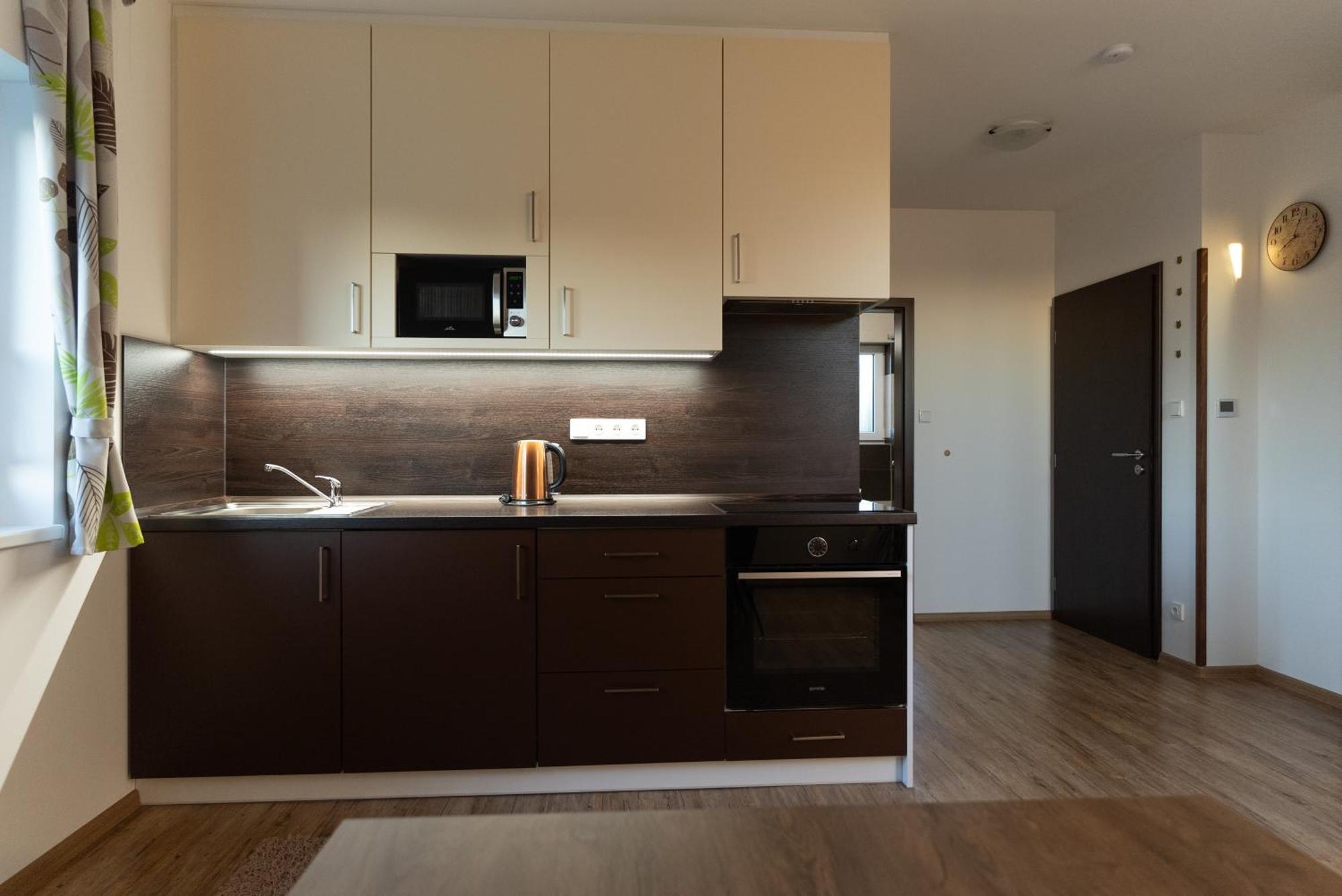 Apartmany Kohoutek A Slepicka V Novohradskych Horach Нове-Гради Экстерьер фото